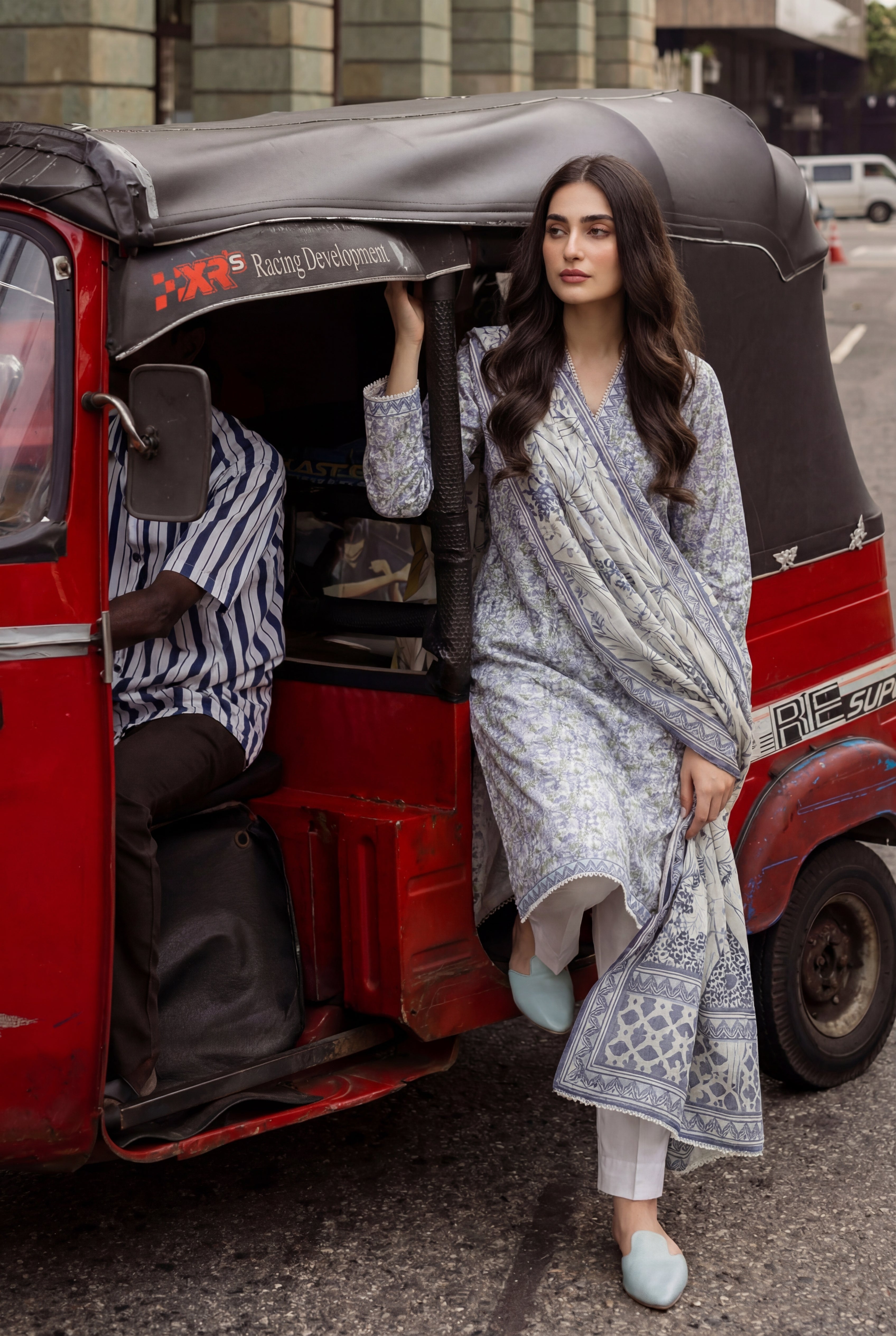 TGB10 I 3PC UNSTITCHED