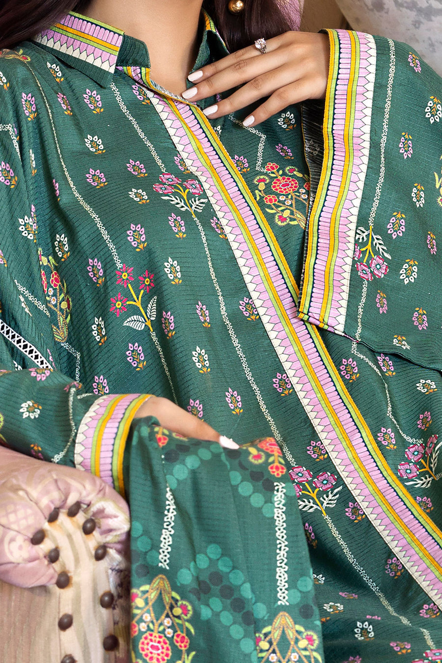 INR08 | 3PC UNSTITCHED