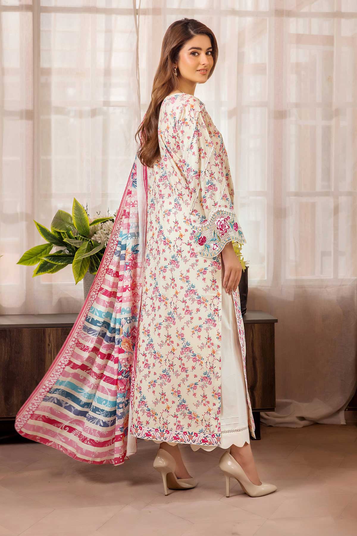 RRY97 3PC UNSTITCHED